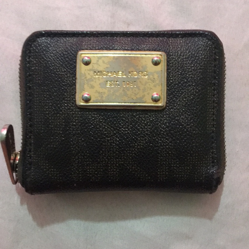 Michale Kora wallet